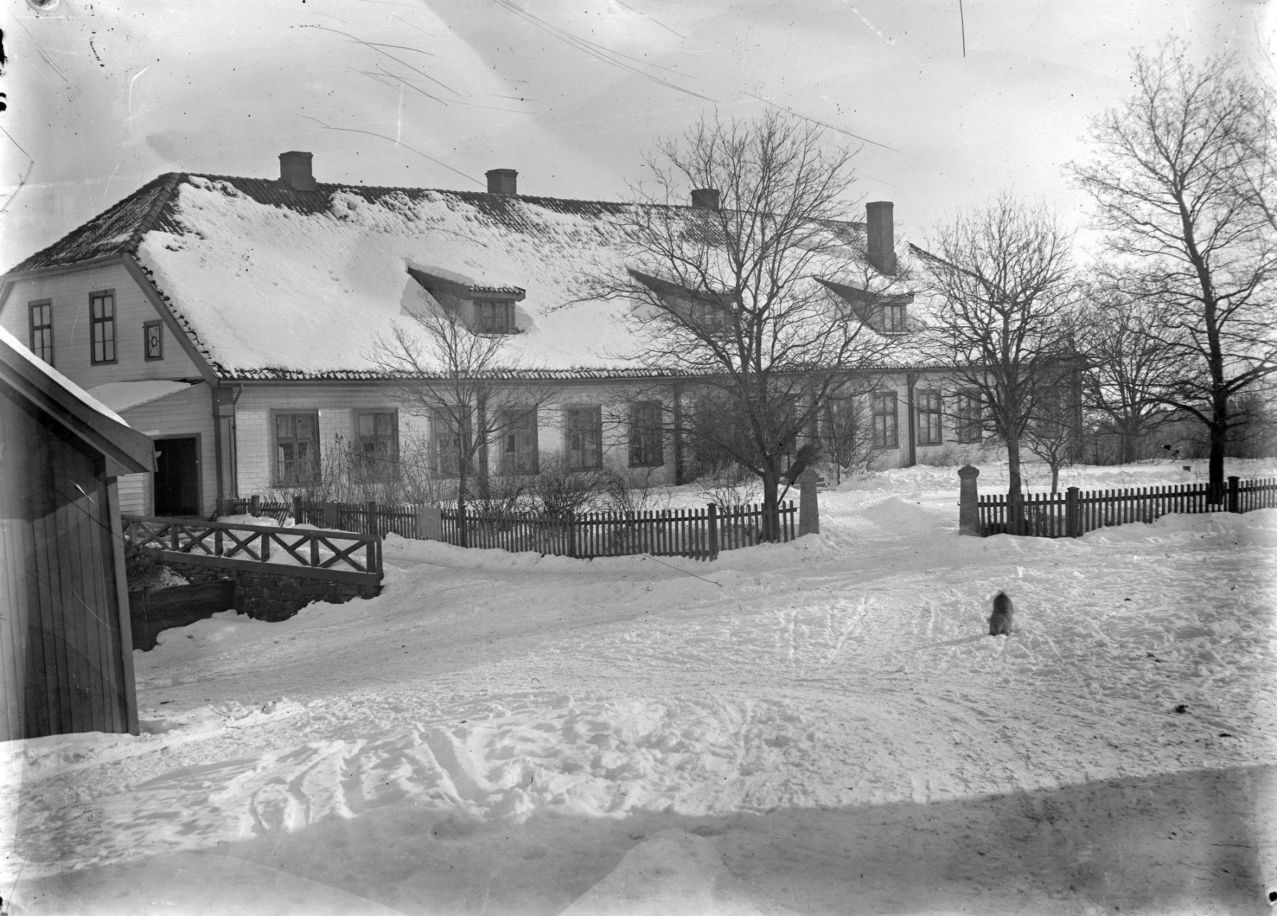 The main house in winter